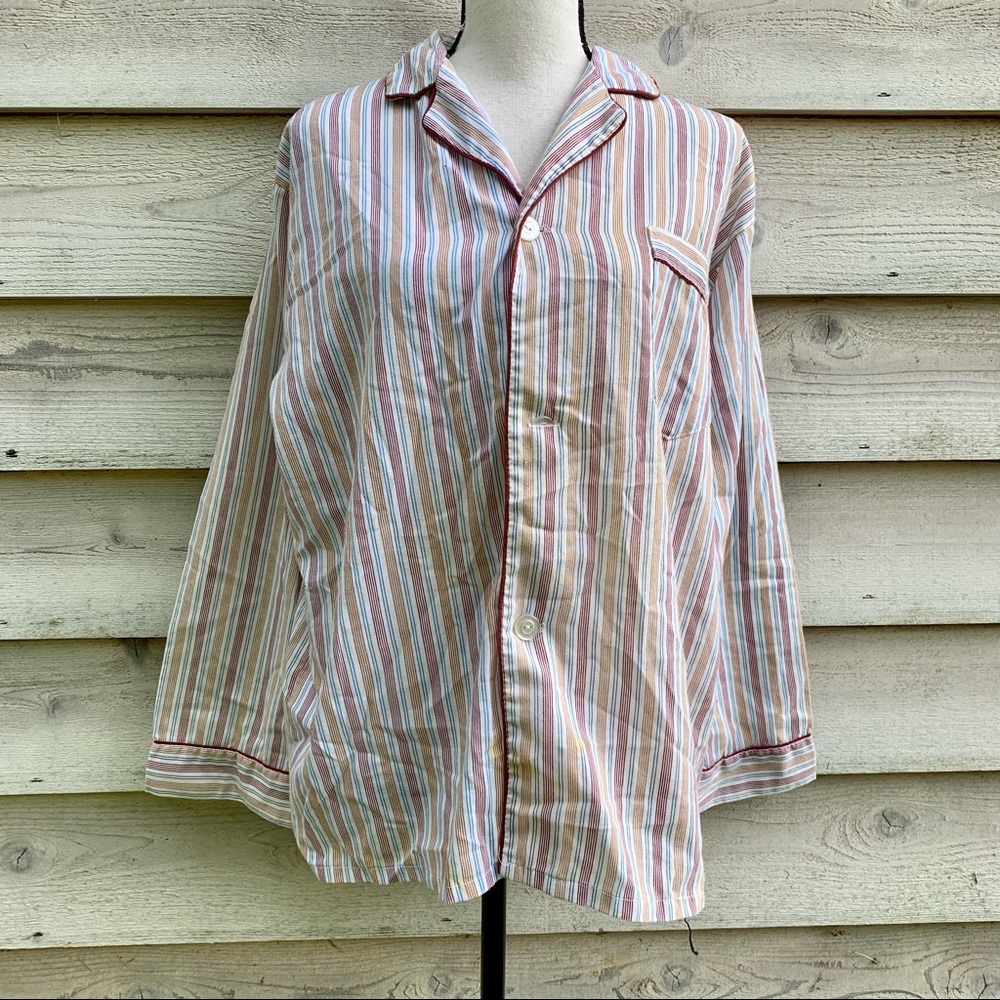 True Vintage 70s Pinstriped Button Down Long Sleeve Collared V-Neck Pajama Shirt